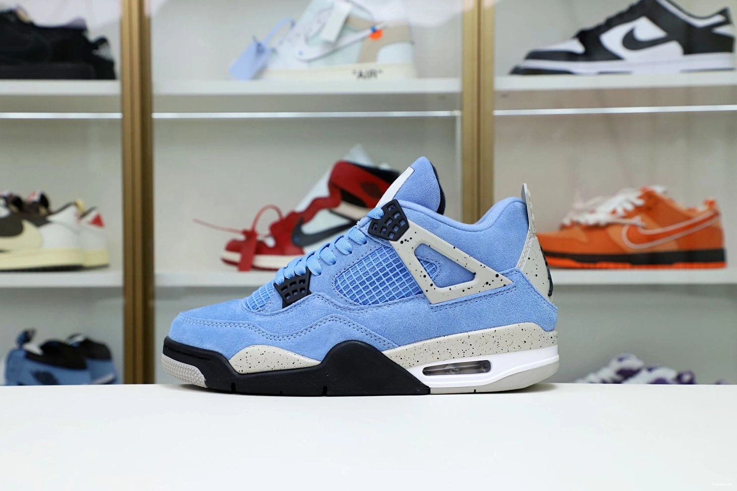 JORDAN 4 UNIVERSITY BLUE AIR 0928